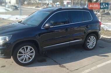 Внедорожник / Кроссовер Volkswagen Tiguan 2011 в Киеве