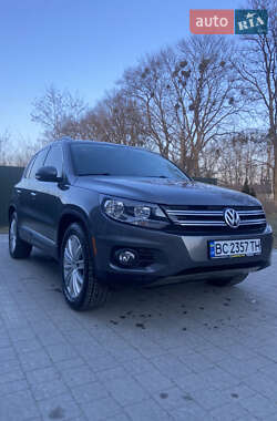 Внедорожник / Кроссовер Volkswagen Tiguan 2013 в 