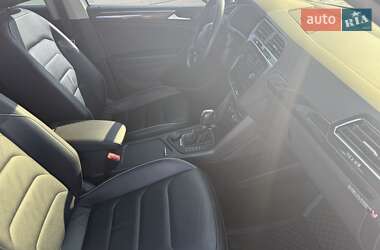 Внедорожник / Кроссовер Volkswagen Tiguan 2018 в 