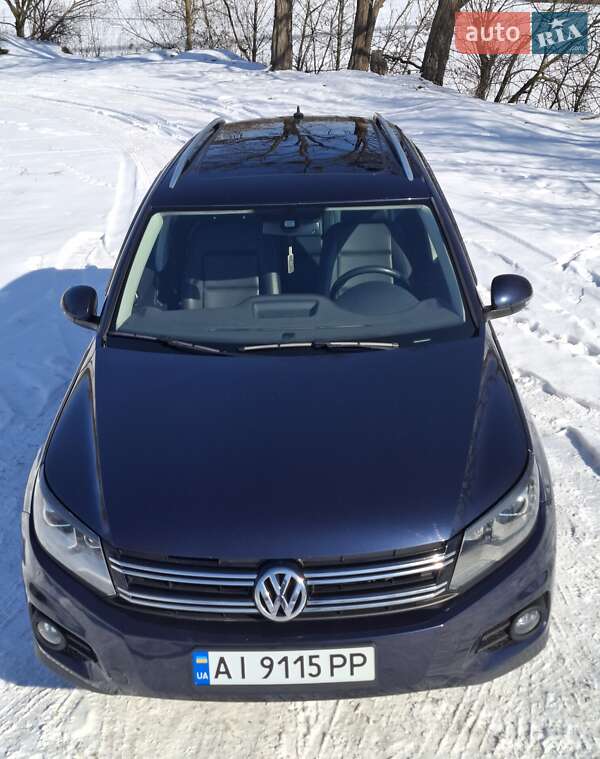 Внедорожник / Кроссовер Volkswagen Tiguan 2015 в Ворзеле