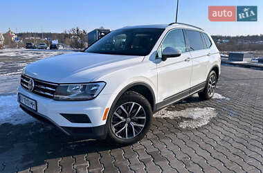 Внедорожник / Кроссовер Volkswagen Tiguan 2018 в Ирпене