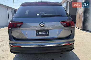 Позашляховик / Кросовер Volkswagen Tiguan 2023 в 