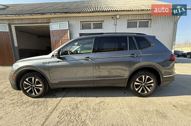 Позашляховик / Кросовер Volkswagen Tiguan 2023 в 