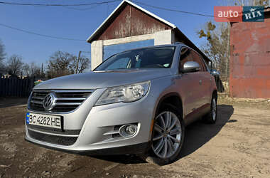 Позашляховик / Кросовер Volkswagen Tiguan 2011 в Львові