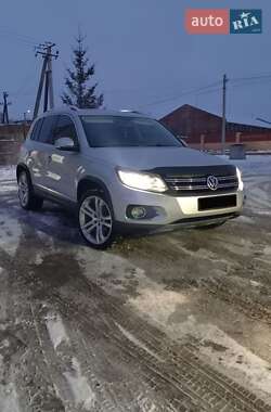 Внедорожник / Кроссовер Volkswagen Tiguan 2015 в Казатине