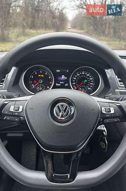 Внедорожник / Кроссовер Volkswagen Tiguan 2019 в 