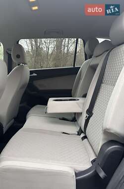 Внедорожник / Кроссовер Volkswagen Tiguan 2019 в 