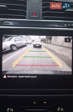 Внедорожник / Кроссовер Volkswagen Tiguan 2021 в 