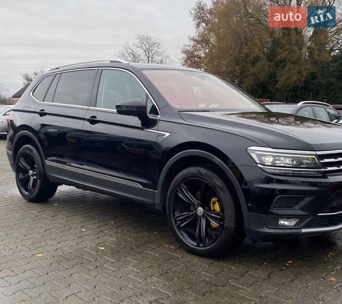 Внедорожник / Кроссовер Volkswagen Tiguan 2018 в Одессе