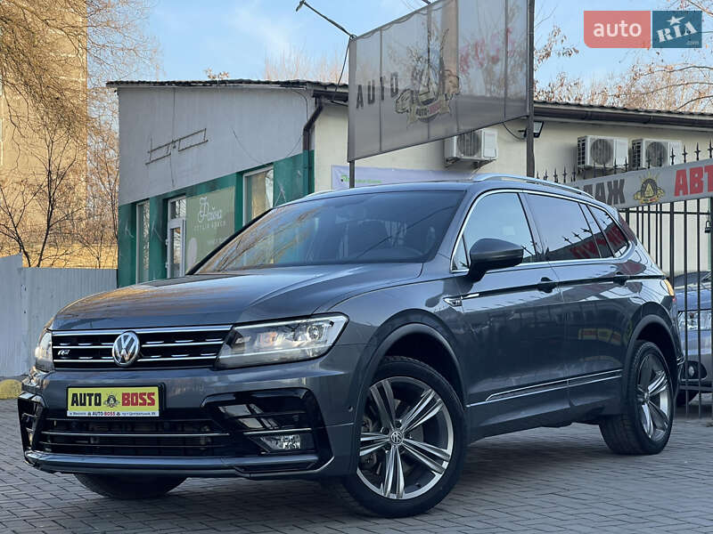 Внедорожник / Кроссовер Volkswagen Tiguan 2018 в Николаеве