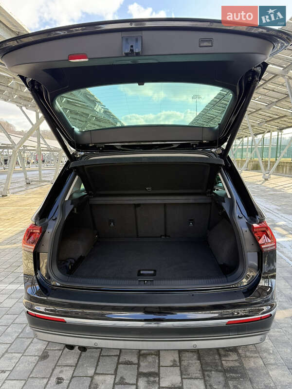 Внедорожник / Кроссовер Volkswagen Tiguan 2018 в Львове фото 10 Внедорожник / Кроссовер Volkswagen Tiguan 2018 в Львове