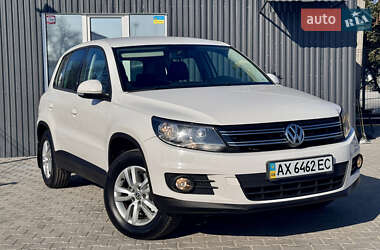 Позашляховик / Кросовер Volkswagen Tiguan 2011 в Одесі