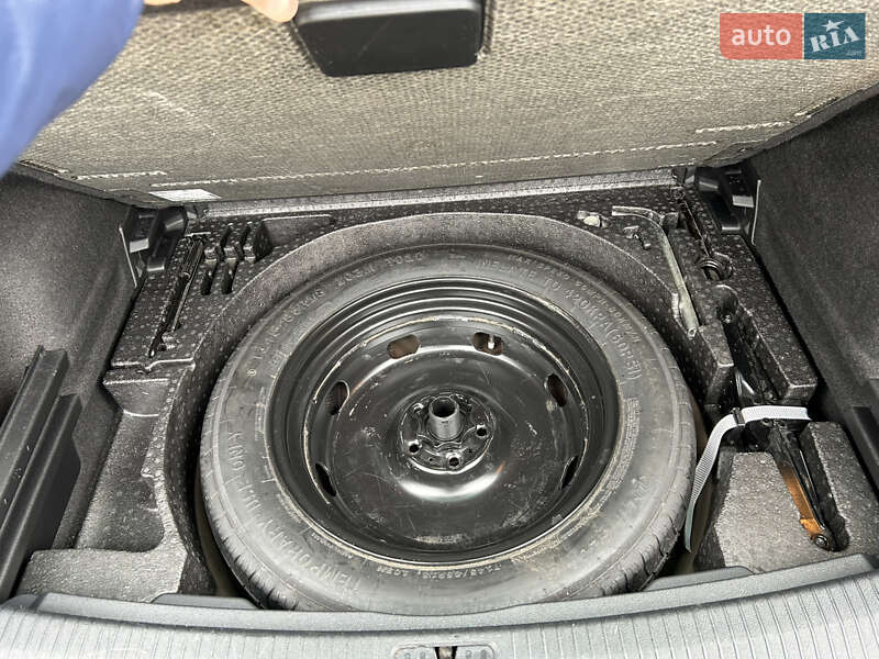 Внедорожник / Кроссовер Volkswagen Tiguan 2021 в Киеве фото 3 Внедорожник / Кроссовер Volkswagen Tiguan 2021 в Киеве