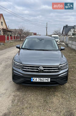 Внедорожник / Кроссовер Volkswagen Tiguan 2022 в Ильинцах