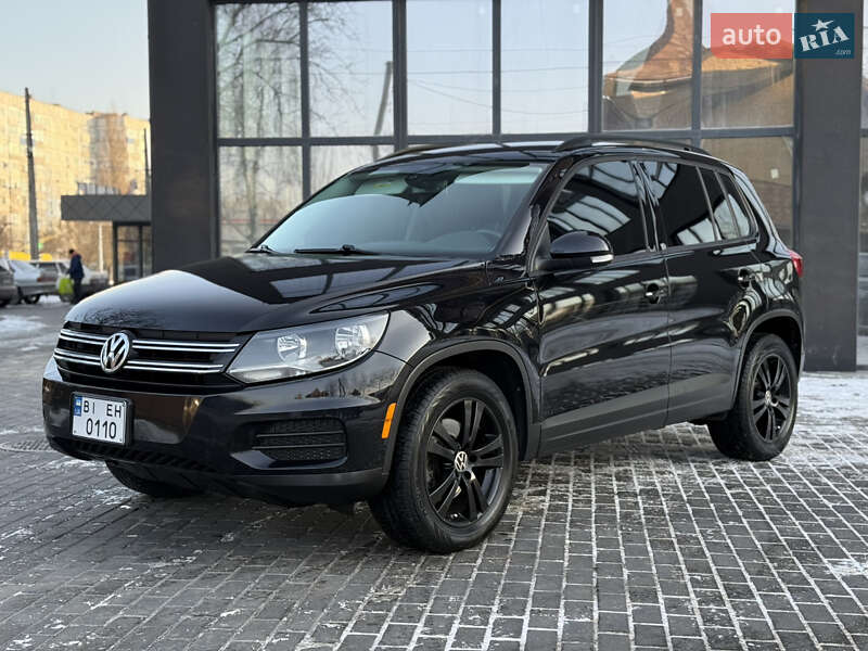 Внедорожник / Кроссовер Volkswagen Tiguan 2016 в Полтаве