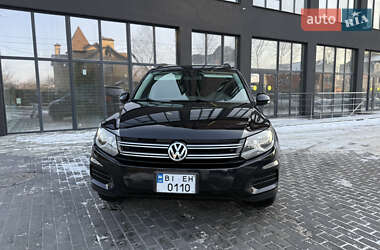 Внедорожник / Кроссовер Volkswagen Tiguan 2016 в Полтаве