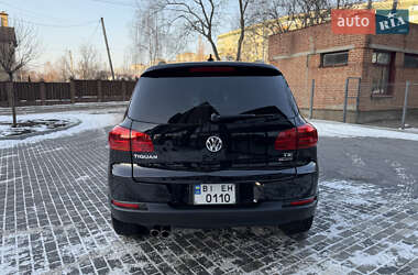 Внедорожник / Кроссовер Volkswagen Tiguan 2016 в Полтаве