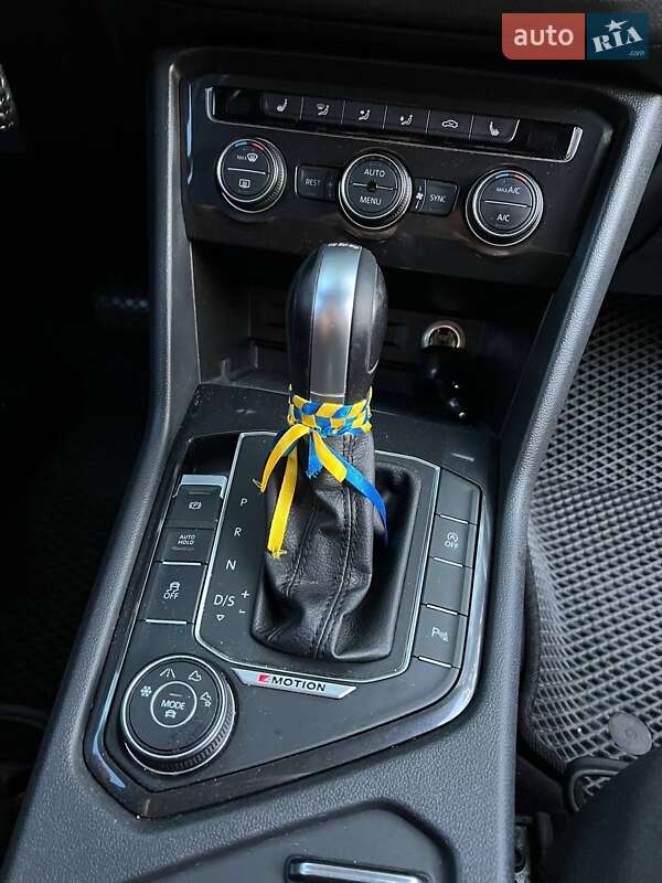 Внедорожник / Кроссовер Volkswagen Tiguan 2016 в Ивано-Франковске фото 9 Внедорожник / Кроссовер Volkswagen Tiguan 2016 в Ивано-Франковске
