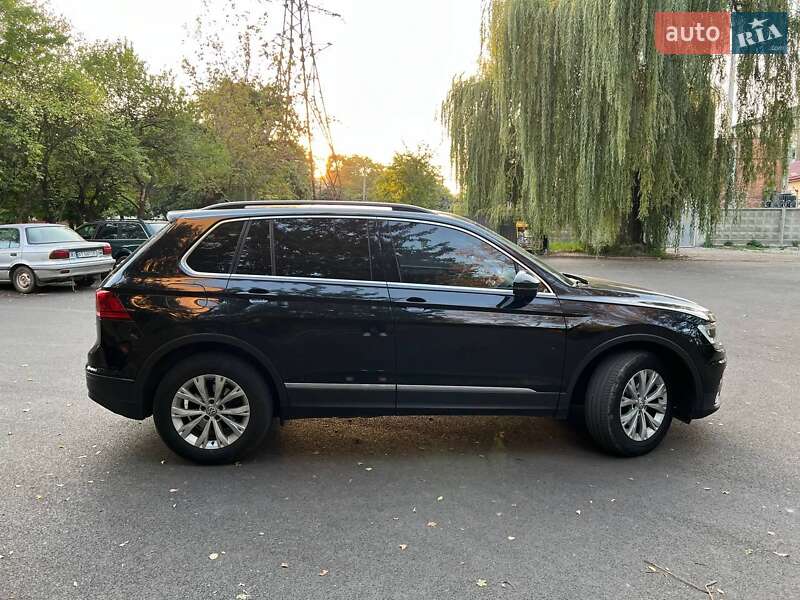 Внедорожник / Кроссовер Volkswagen Tiguan 2016 в Ивано-Франковске фото 14 Внедорожник / Кроссовер Volkswagen Tiguan 2016 в Ивано-Франковске
