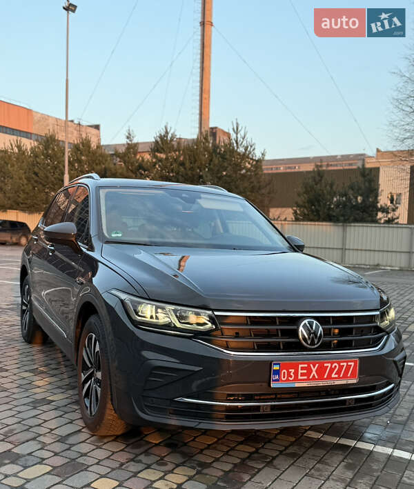 Позашляховик / Кросовер Volkswagen Tiguan 2021 в Луцьку