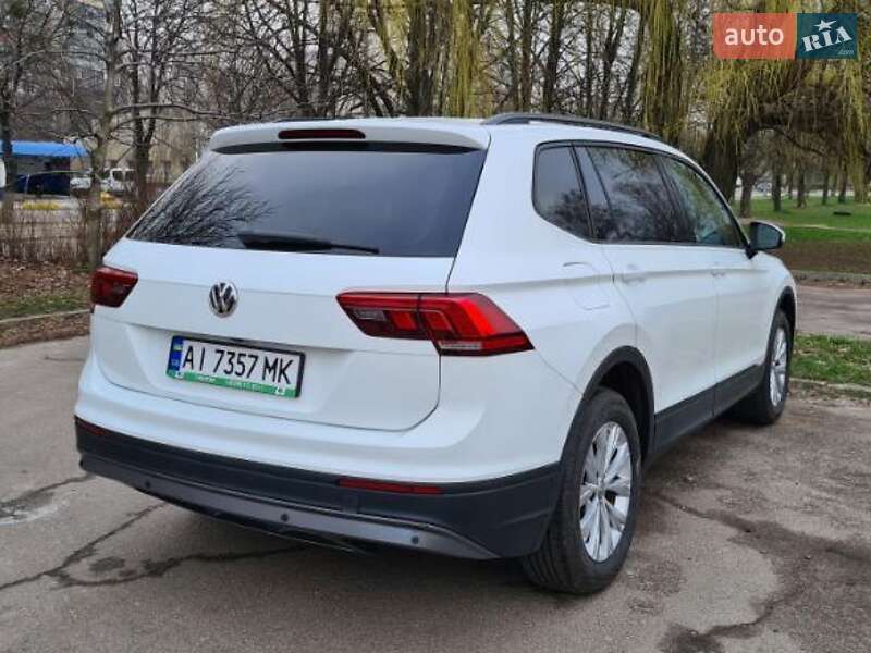 Позашляховик / Кросовер Volkswagen Tiguan 2017 в Броварах