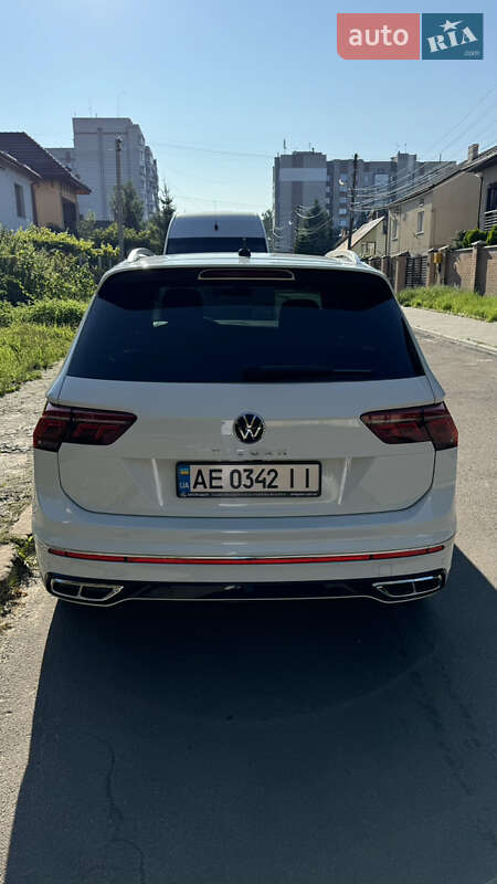Внедорожник / Кроссовер Volkswagen Tiguan 2021 в Львове