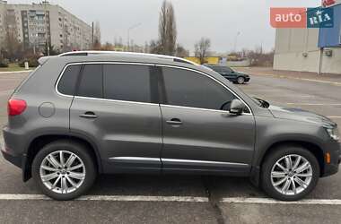 Внедорожник / Кроссовер Volkswagen Tiguan 2016 в Кременчуге