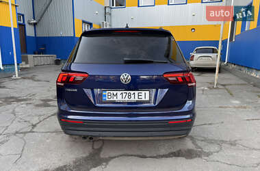 Внедорожник / Кроссовер Volkswagen Tiguan 2018 в 