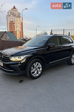 Volkswagen Tiguan 2022