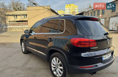 Внедорожник / Кроссовер Volkswagen Tiguan 2011 в Киеве