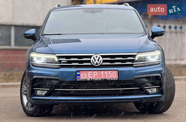 Внедорожник / Кроссовер Volkswagen Tiguan 2018 в Киеве