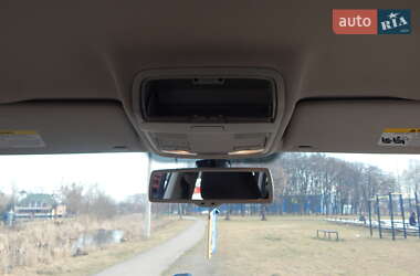 Внедорожник / Кроссовер Volkswagen Tiguan 2015 в 