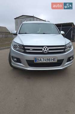 Внедорожник / Кроссовер Volkswagen Tiguan 2016 в Знаменке