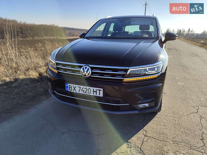 Внедорожник / Кроссовер Volkswagen Tiguan 2018 в Хмельницком