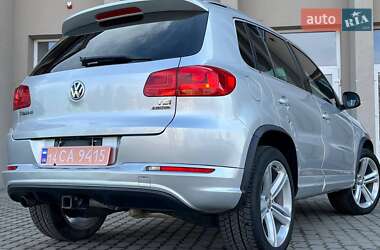 Внедорожник / Кроссовер Volkswagen Tiguan 2016 в 
