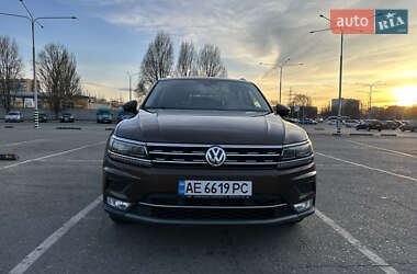 Позашляховик / Кросовер Volkswagen Tiguan 2017 в Дніпрі