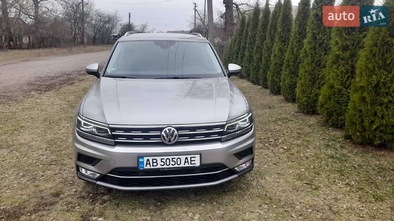 Внедорожник / Кроссовер Volkswagen Tiguan 2016 в Виннице