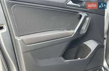 Позашляховик / Кросовер Volkswagen Tiguan 2018 в 
