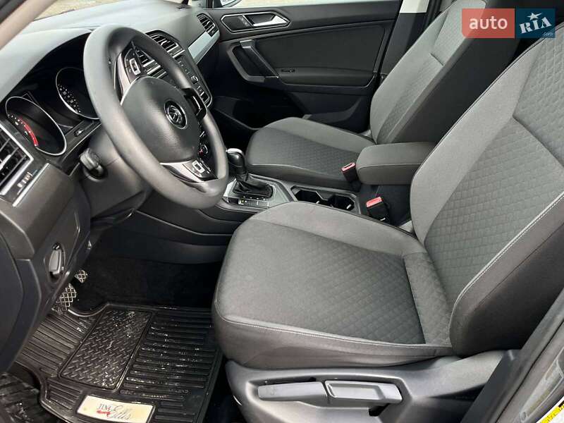 Внедорожник / Кроссовер Volkswagen Tiguan 2018 в Львове