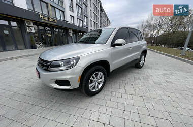 Позашляховик / Кросовер Volkswagen Tiguan 2013 в Новояворівську