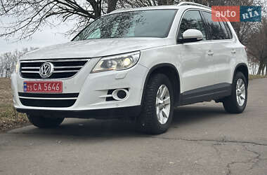 Позашляховик / Кросовер Volkswagen Tiguan 2011 в Рівному