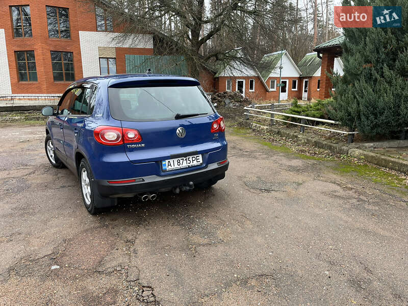 Внедорожник / Кроссовер Volkswagen Tiguan 2011 в Житомире