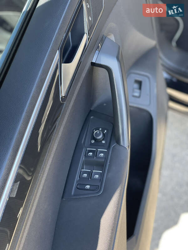 Внедорожник / Кроссовер Volkswagen Tiguan 2018 в Мукачево