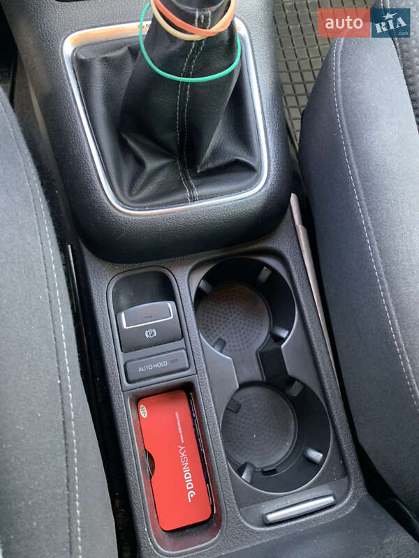 Внедорожник / Кроссовер Volkswagen Tiguan 2011 в Чернигове фото 6 Внедорожник / Кроссовер Volkswagen Tiguan 2011 в Чернигове