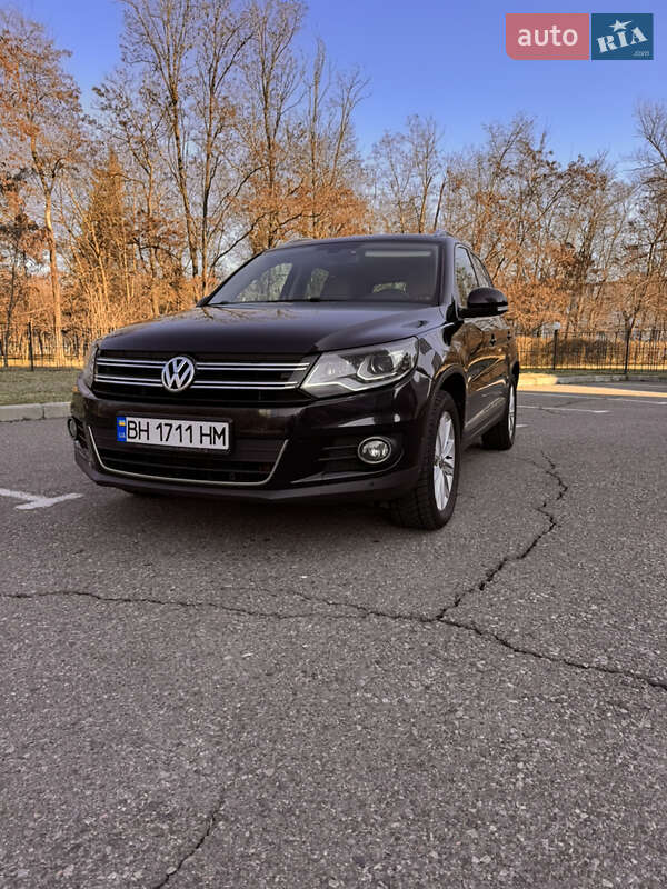 Внедорожник / Кроссовер Volkswagen Tiguan 2014 в Одессе