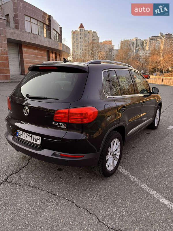 Внедорожник / Кроссовер Volkswagen Tiguan 2014 в Одессе
