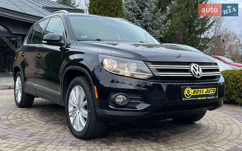 Внедорожник / Кроссовер Volkswagen Tiguan 2012 в 