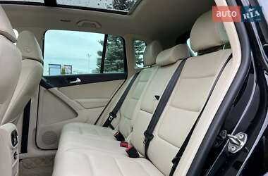 Внедорожник / Кроссовер Volkswagen Tiguan 2012 в 