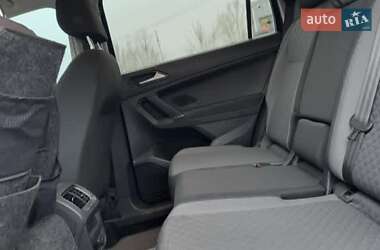 Позашляховик / Кросовер Volkswagen Tiguan 2017 в 