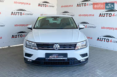 Позашляховик / Кросовер Volkswagen Tiguan 2019 в 